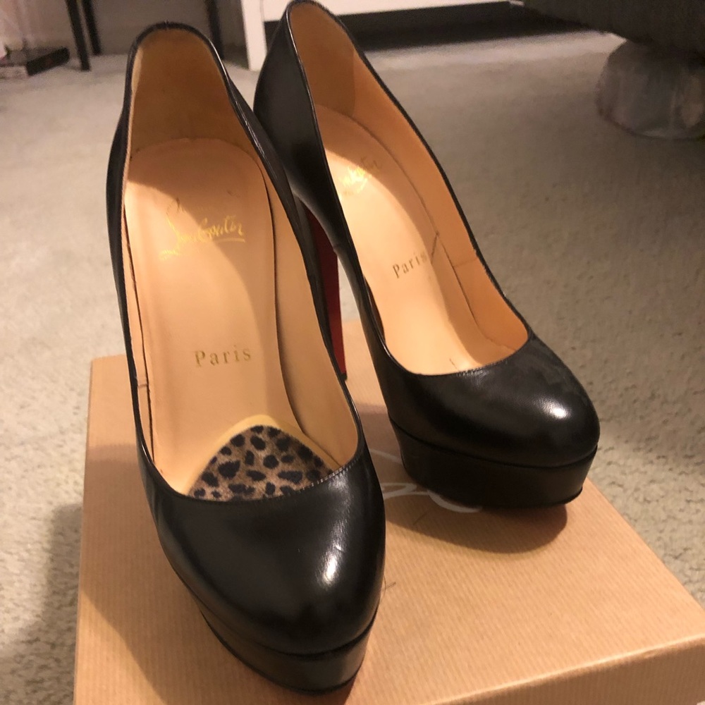Black leather Bianca size 35